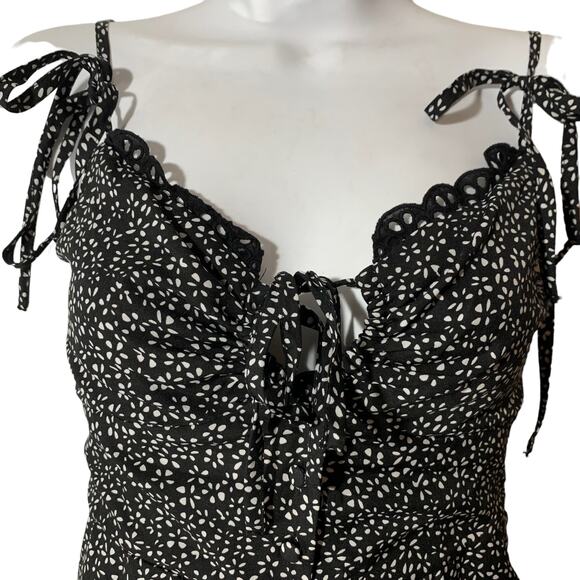 Princess Polly Romper Short SIZE 2 - Picture 4 of 7